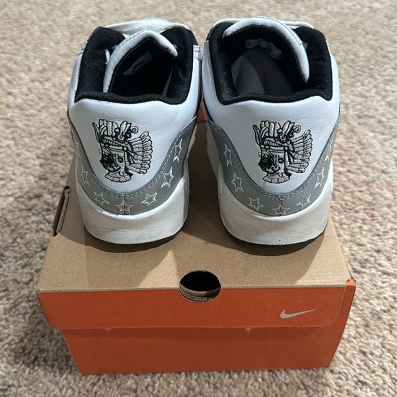 Men’s size 8.5 Oscar de la Hoya Air Max 90s - Picture 3 of 7